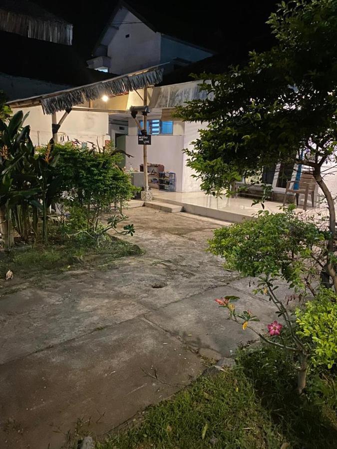 Neo Robiu & Ijen Tour Apartamento Banyuwangi  Exterior foto