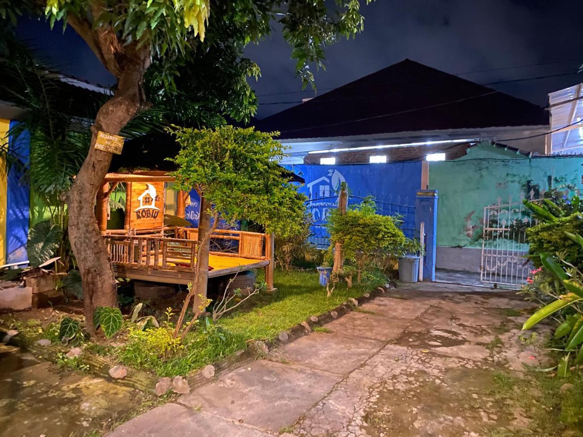 Neo Robiu & Ijen Tour Apartamento Banyuwangi  Exterior foto