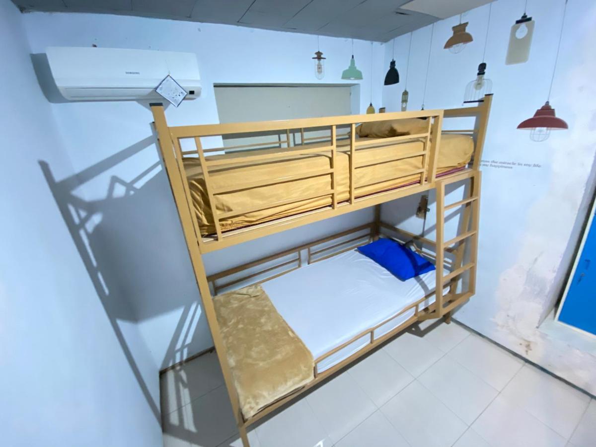 Neo Robiu & Ijen Tour Apartamento Banyuwangi  Exterior foto